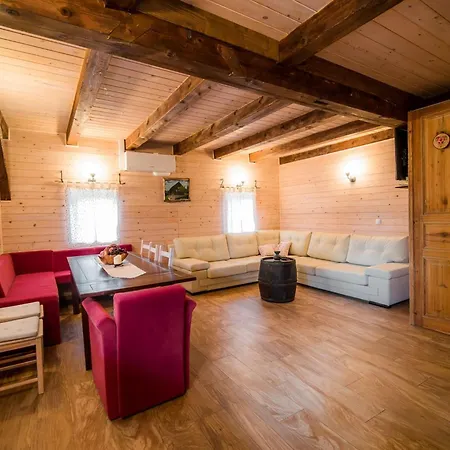 בית נופש Serene Rustic Haven With Sauna - Two Bedroom With Sauna Bistrica ob Sotli