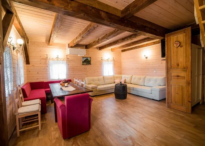 بيت للعطل Serene Rustic Haven Holiday Home With Sauna - Two Bedroom Holiday Home With Sauna Bistrica ob Sotli