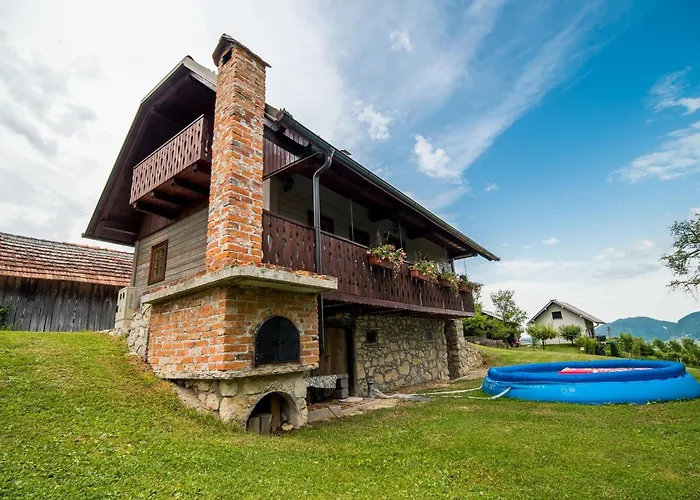 بيت للعطل Serene Rustic Haven Holiday Home With Sauna - Two Bedroom Holiday Home With Sauna *